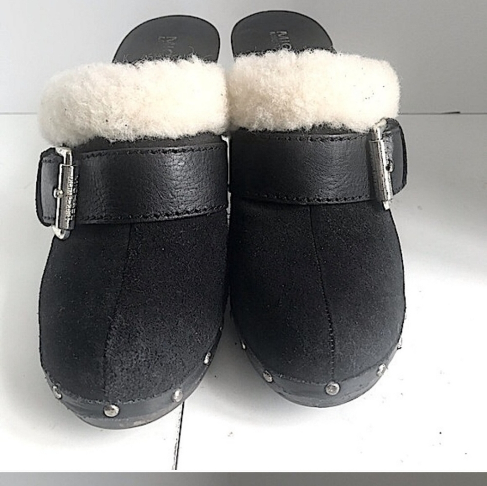 MICHAEL Michael Kors Fairbanks Sherpa Lined Black Heeled Mules Size 7